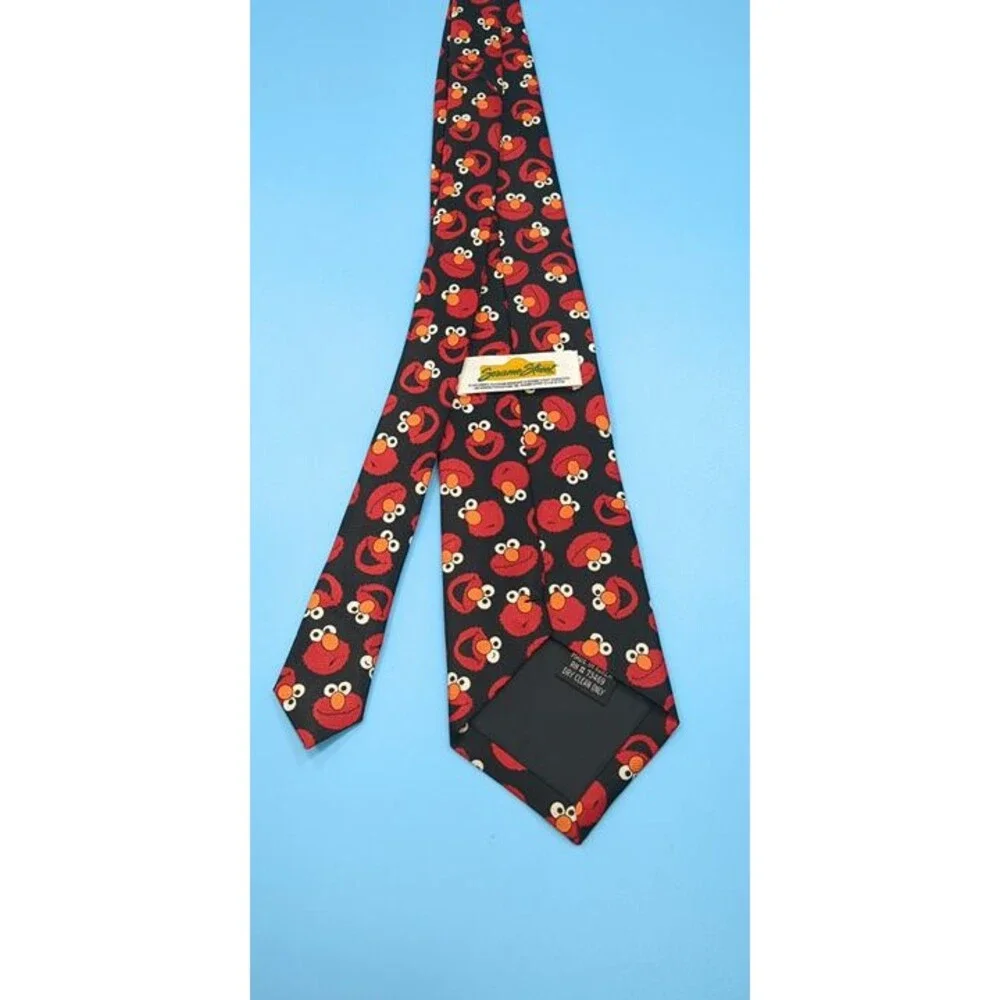 Sesame Street Elmo Allover Print Red Black Mens Tie Necktie 57 inch Vintage